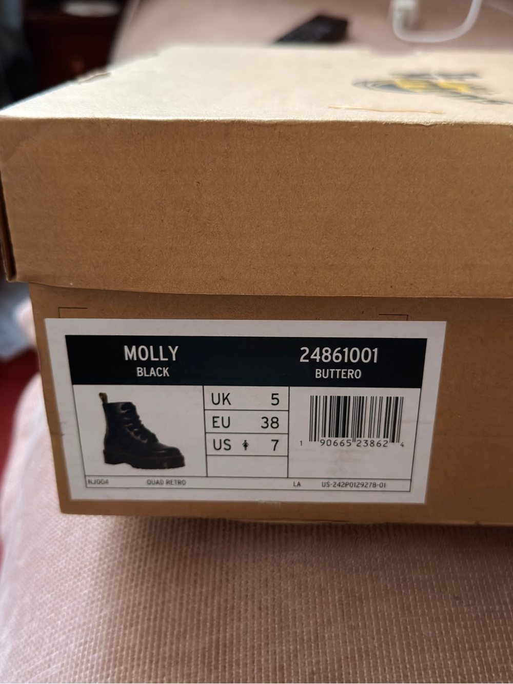 Dr. Martens MOLLY Boots NWT - Picture 3 of 3